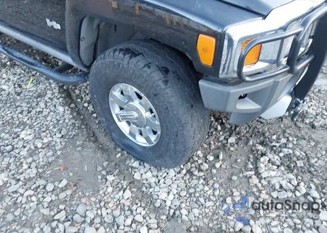 2009 Hummer H3 Suv z USA, uszkodzony, nr VIN 5GTEN13E998155173